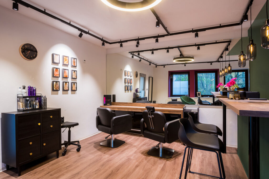 Mellis Hairstyling, Salon